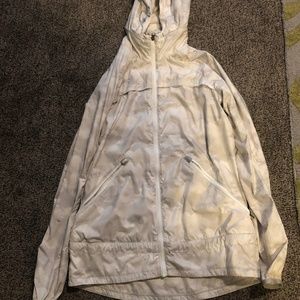 Lululemon Miss Misty Zip Hooded Rain Jacket Size 4